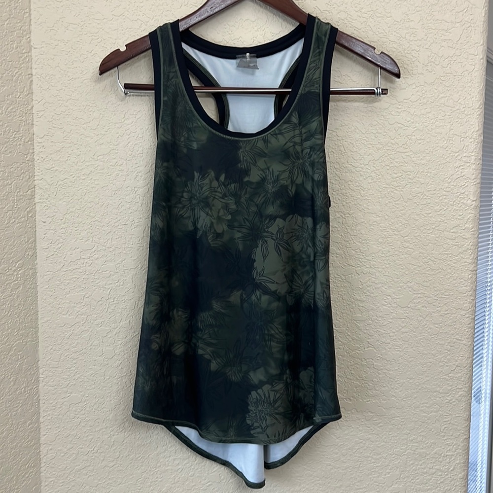 Calia by Carrie Underwood Womens athletic green floral tank top size small
